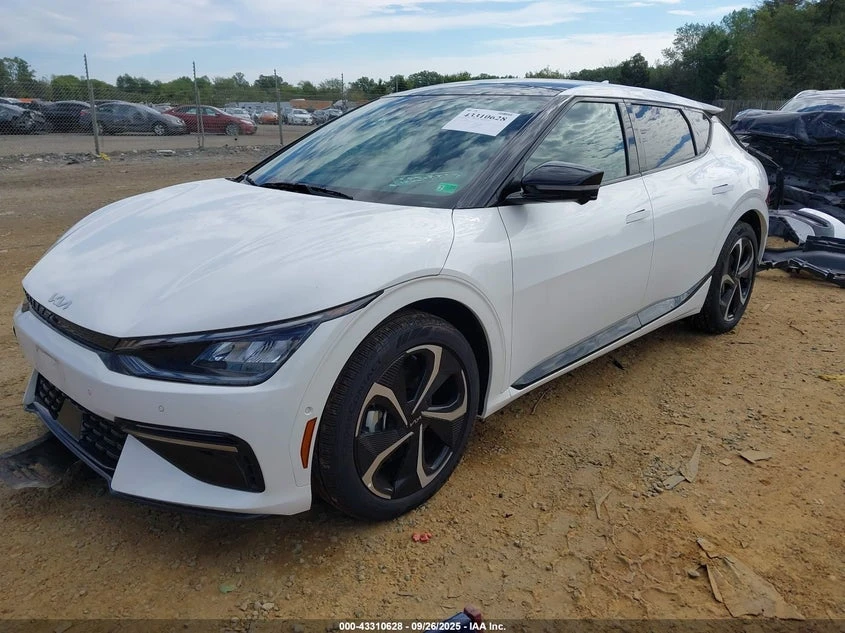 Kia EV6 Gt-Line, снимка 2 - Автомобили и джипове - 53935934