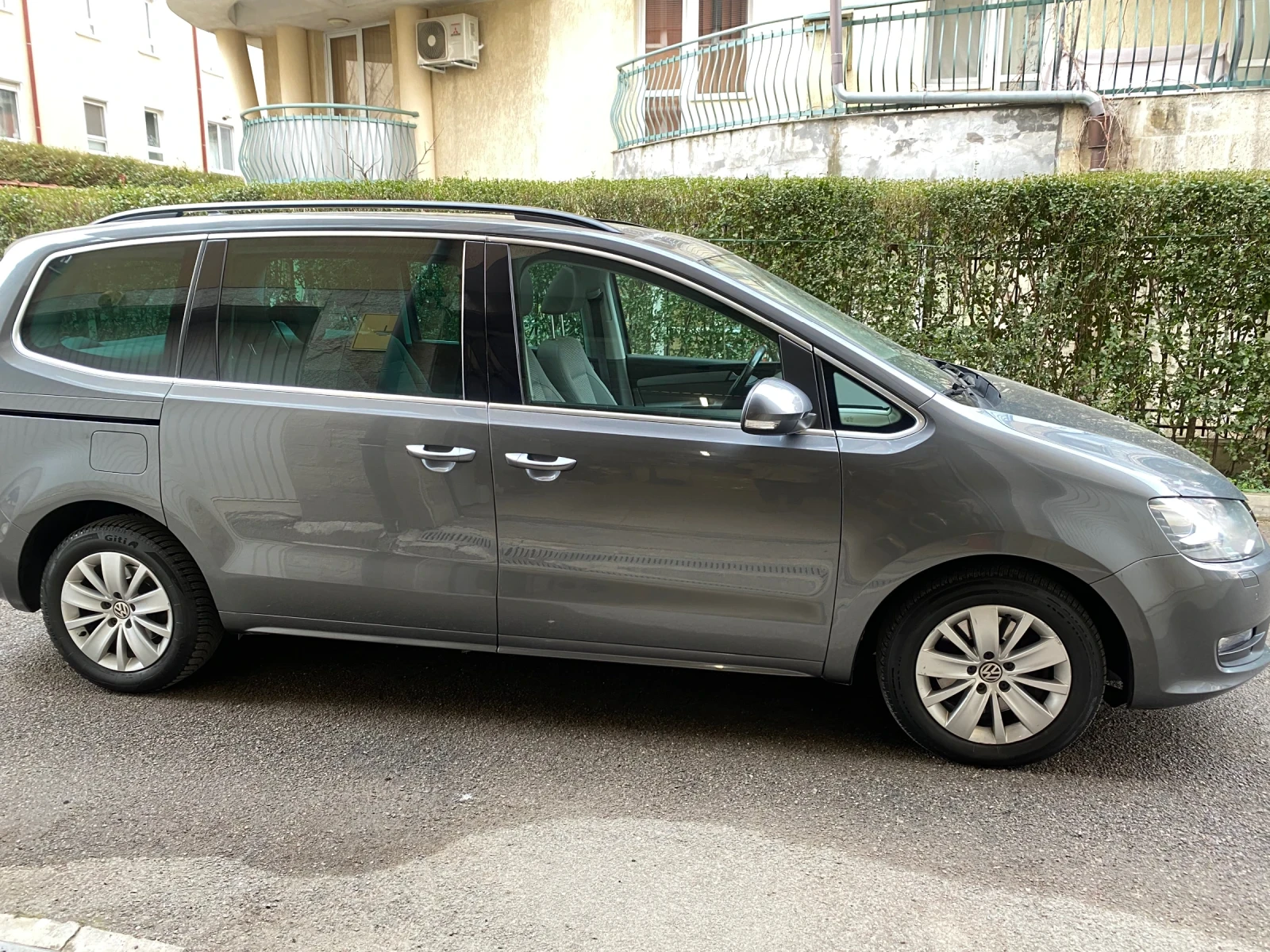 VW Sharan, снимка 4 - Автомобили и джипове - 53986566