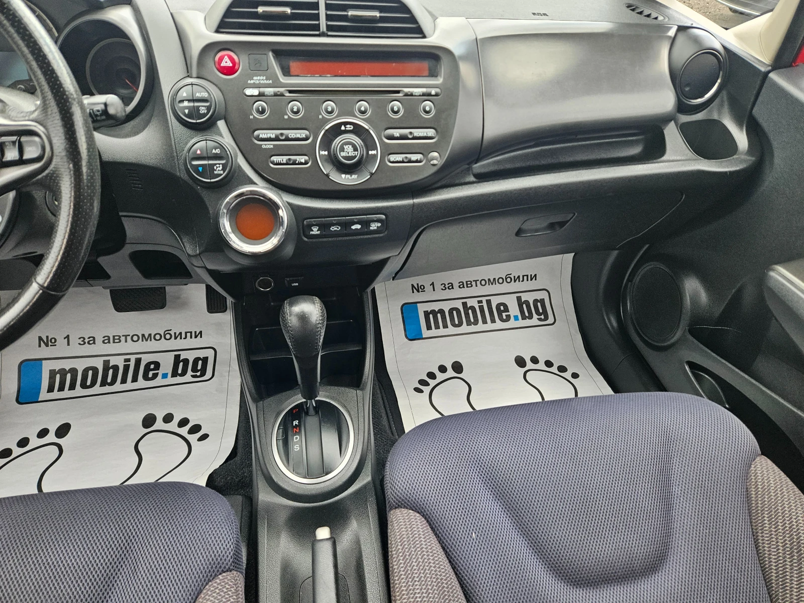 Honda Jazz 1.4I-VTEC АВТОМАТИК-ПЕРФЕКТНА, снимка 10 - Автомобили и джипове - 54510930