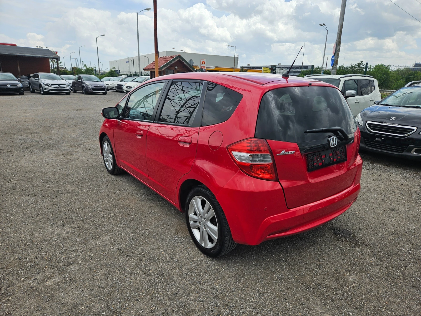Honda Jazz 1.4I-VTEC АВТОМАТИК-ПЕРФЕКТНА, снимка 5 - Автомобили и джипове - 54510930
