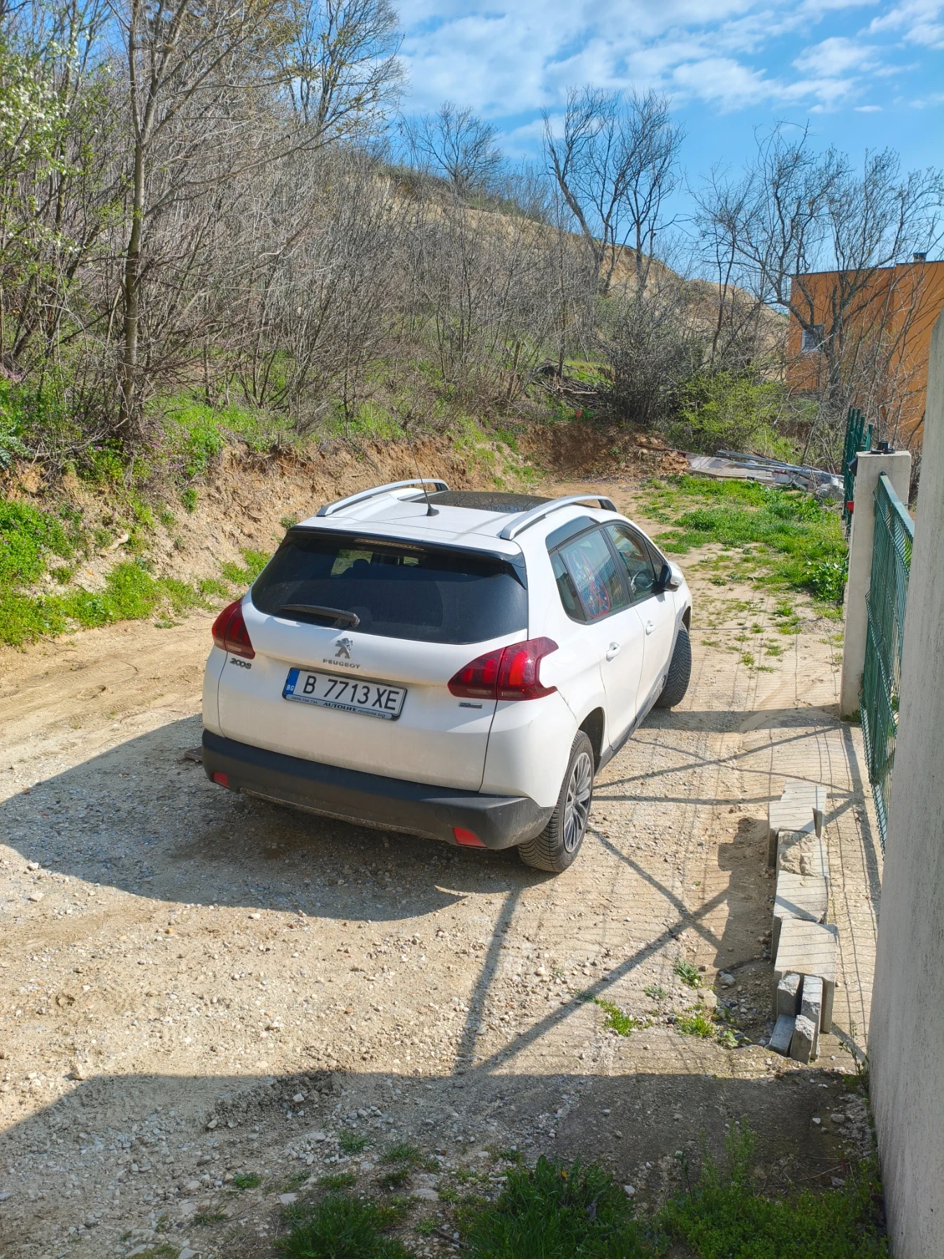 Peugeot 2008, снимка 2 - Автомобили и джипове - 55159364