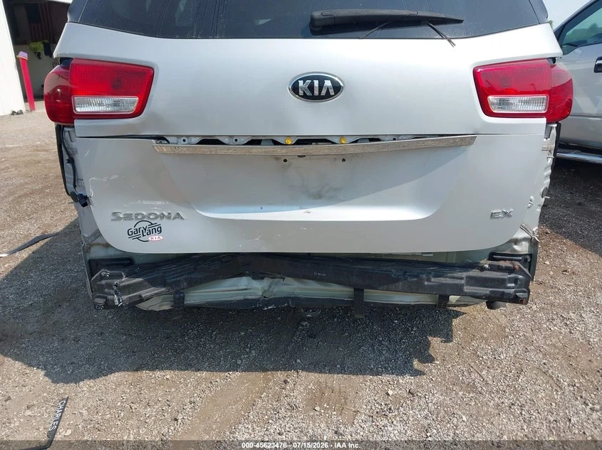 Kia Carnival 3.3l Sedona Ex, снимка 6 - Автомобили и джипове - 55816088