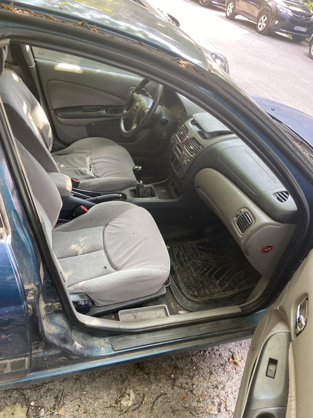 Nissan Almera, снимка 6 - Автомобили и джипове - 55898881