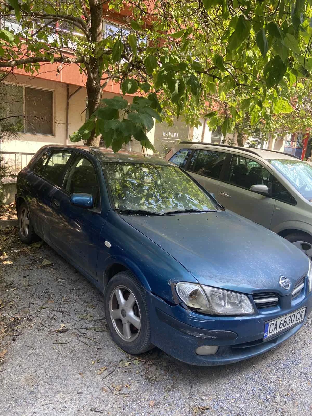 Nissan Almera, снимка 8 - Автомобили и джипове - 55898881