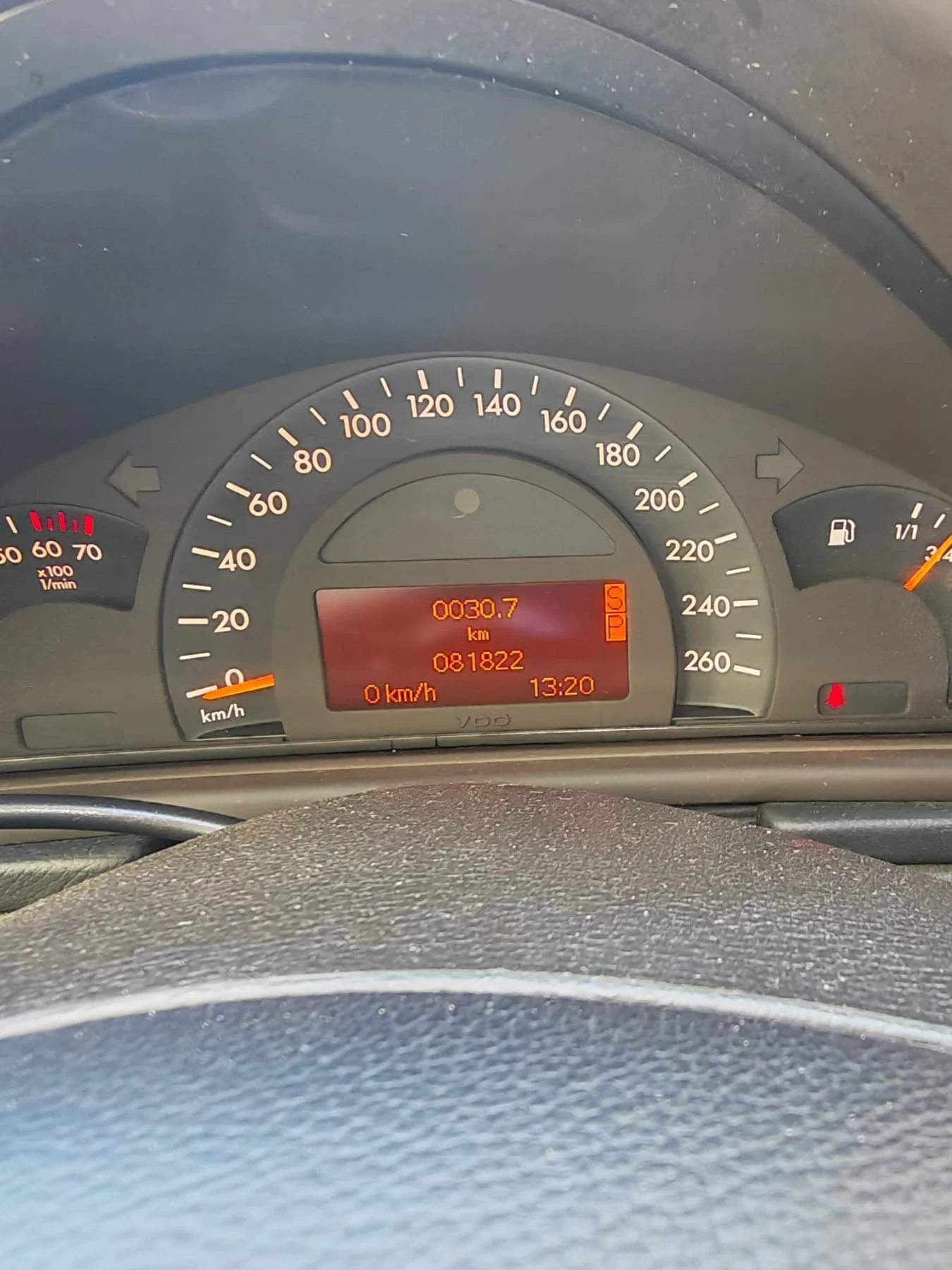 Mercedes-Benz C 180, снимка 6 - Автомобили и джипове - 55944649