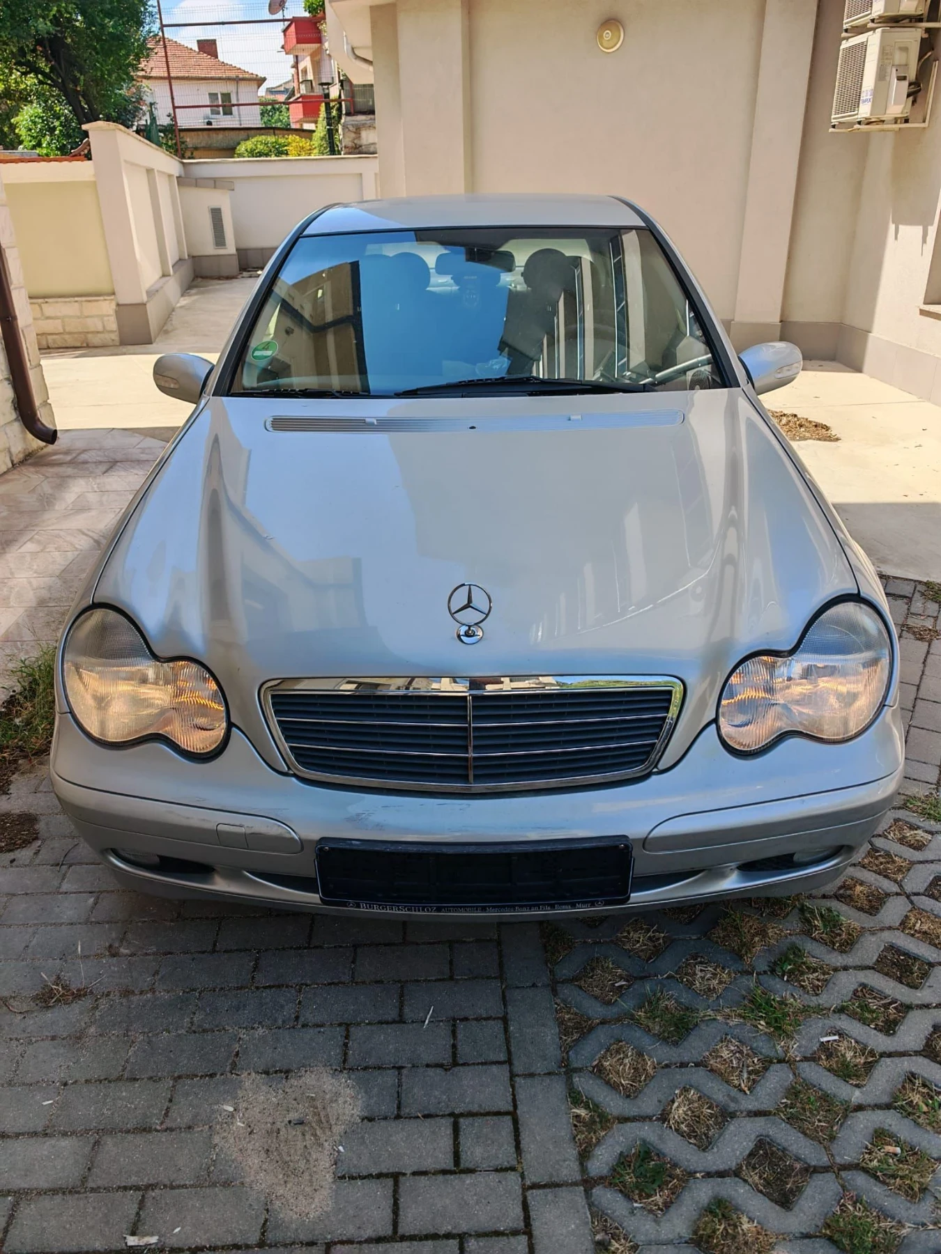 Mercedes-Benz C 180, снимка 9 - Автомобили и джипове - 55944649