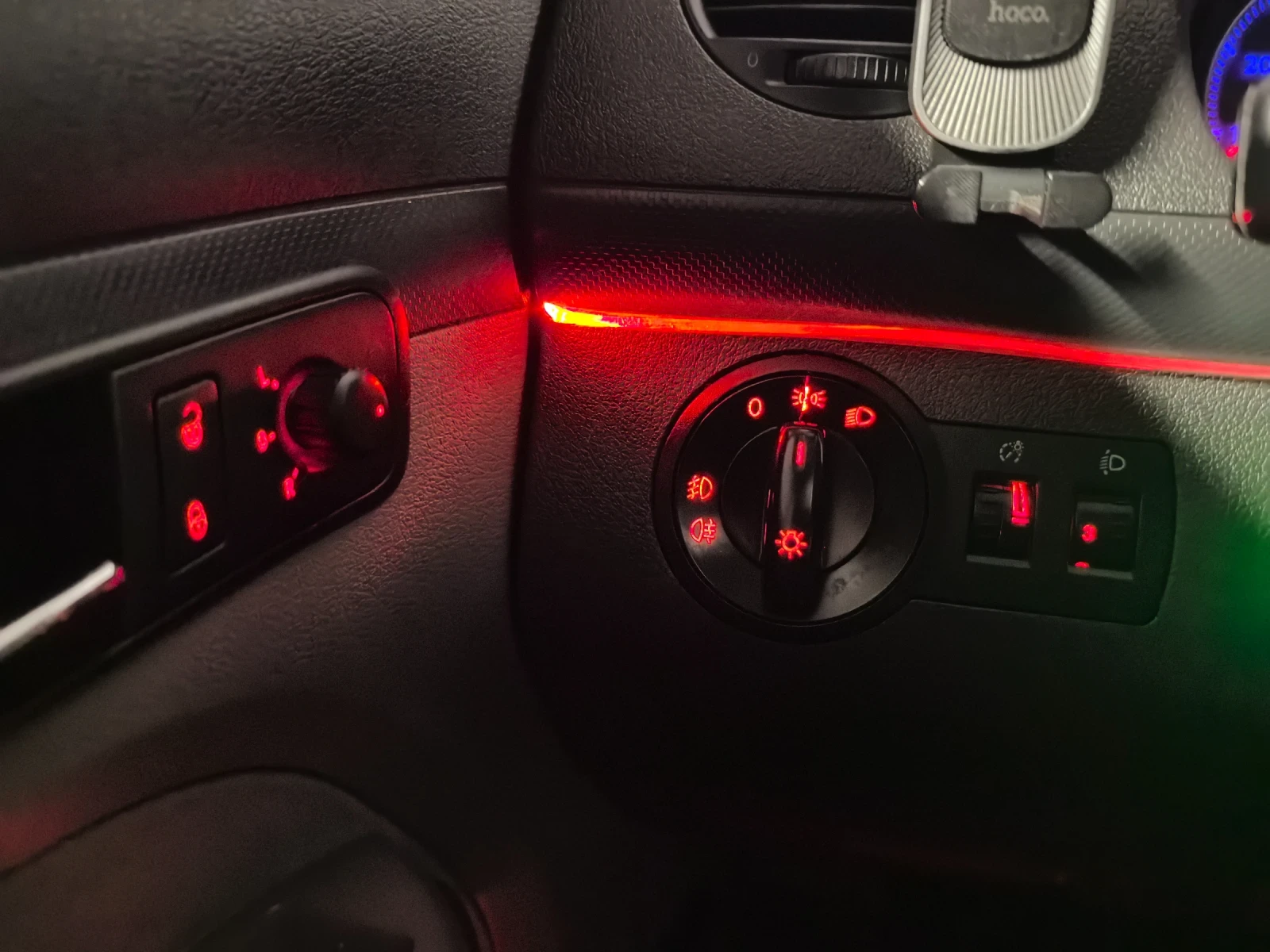 VW Caddy 2.0 ECOFUEL , снимка 13 - Автомобили и джипове - 56085509