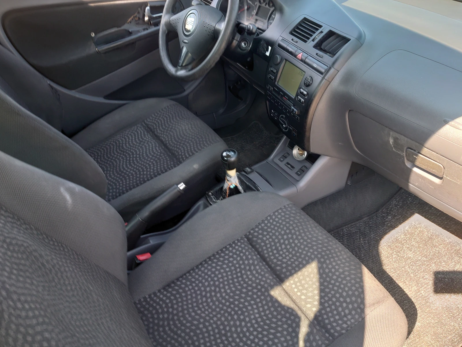 Seat Cordoba 1.4 ГАЗ, снимка 12 - Автомобили и джипове - 56202569