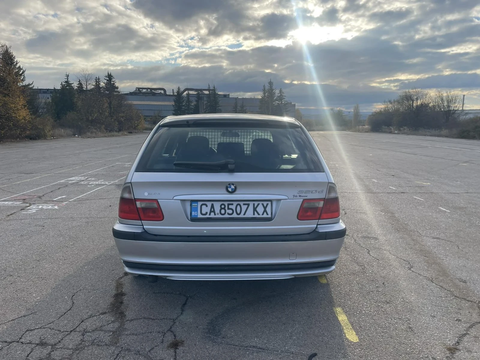 BMW 320, снимка 2 - Автомобили и джипове - 56686400