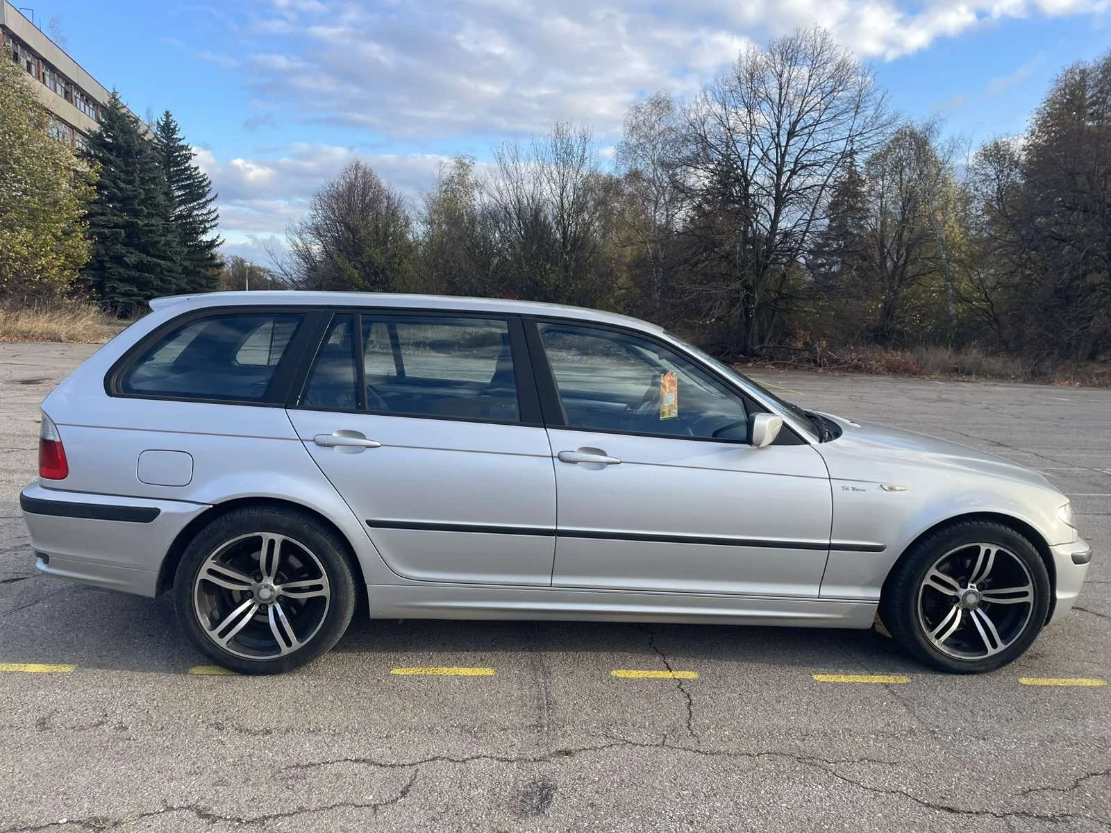 BMW 320, снимка 3 - Автомобили и джипове - 56686400