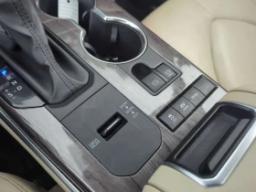 Toyota Highlander * Hybrid Limited AWD* АВТОКРЕДИТ БЕЗ ПЪРВОНАЧАЛНА*, снимка 12