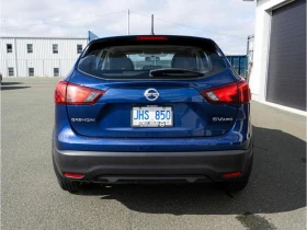 Nissan Rogue * Sv Awd Cvt * CARFAX *    | Mobile.bg    5