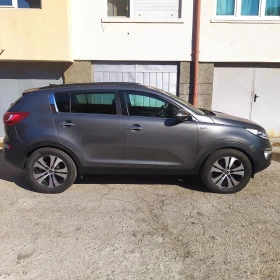Kia Sportage 2, 0 CRDI AWD - 8900 € / 17406.89 лв. - 55159081 2