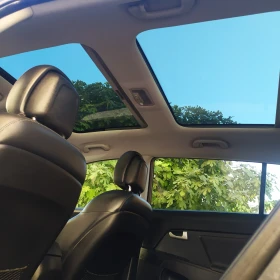 Kia Sportage 2, 0 CRDI AWD - 8900 € / 17406.89 лв. - 55159081 10