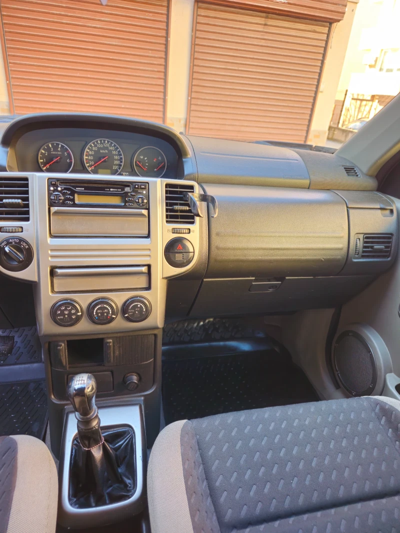 Nissan X-trail 2.2 DCI 136к.с, снимка 10 - Автомобили и джипове - 48281193