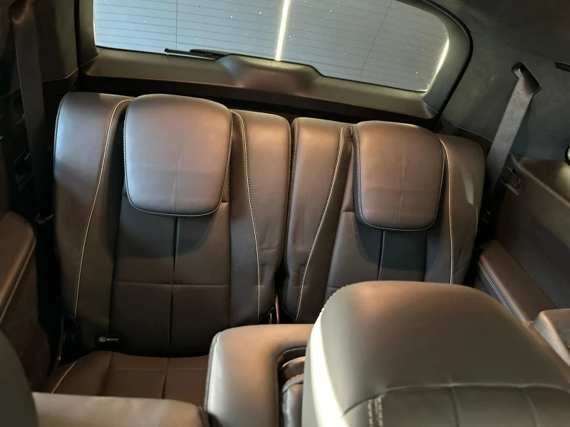 Mercedes-Benz GLS 400 7-местен* Гаранционен* Full екстри* Лизинг, снимка 11 - Автомобили и джипове - 52144878