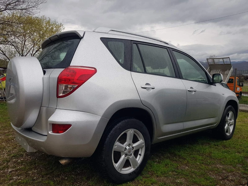 Toyota Rav4 D4D, снимка 5 - Автомобили и джипове - 53285297