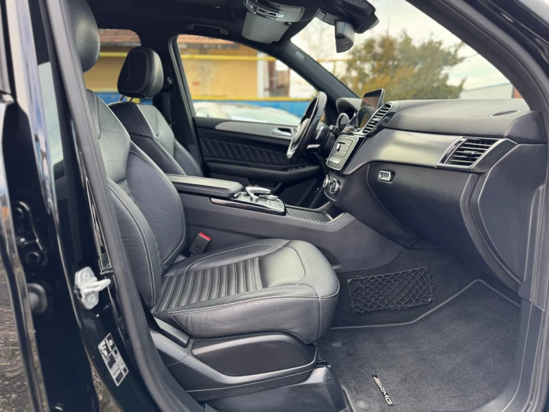 Mercedes-Benz GLE 250 d* AMG-Line* 4matic* NAVI* LED, снимка 10 - Автомобили и джипове - 53499994