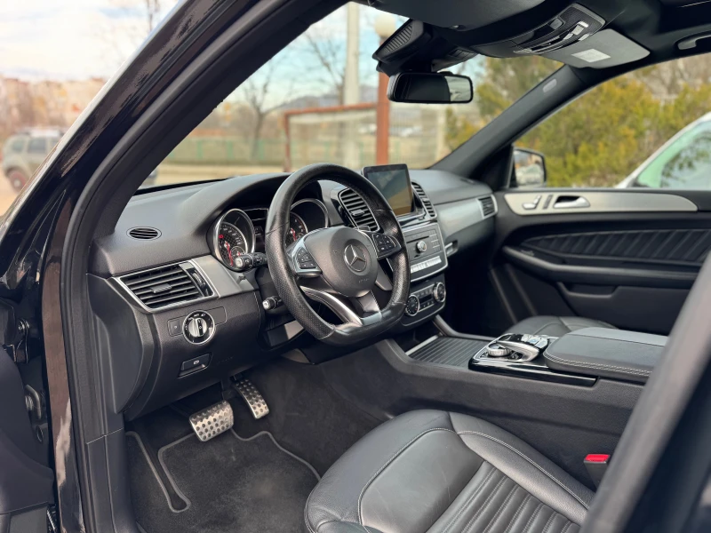 Mercedes-Benz GLE 250 d* AMG-Line* 4matic* NAVI* LED, снимка 7 - Автомобили и джипове - 53499994