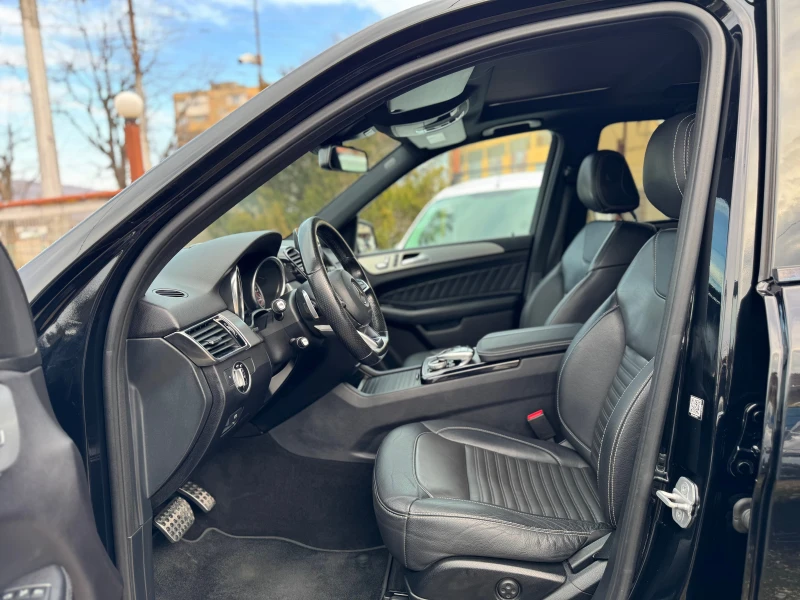 Mercedes-Benz GLE 250 d* AMG-Line* 4matic* NAVI* LED, снимка 8 - Автомобили и джипове - 53499994