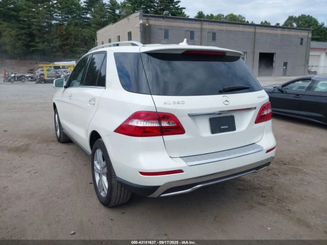 Mercedes-Benz ML 350 4MATIC * Възможност за Лизинг*  - изображение 3