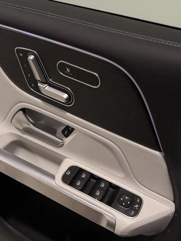 Mercedes-Benz GLB 250 4MATIC* ����������* (���� �� ��)  | Mobile.bg � ����������� 9