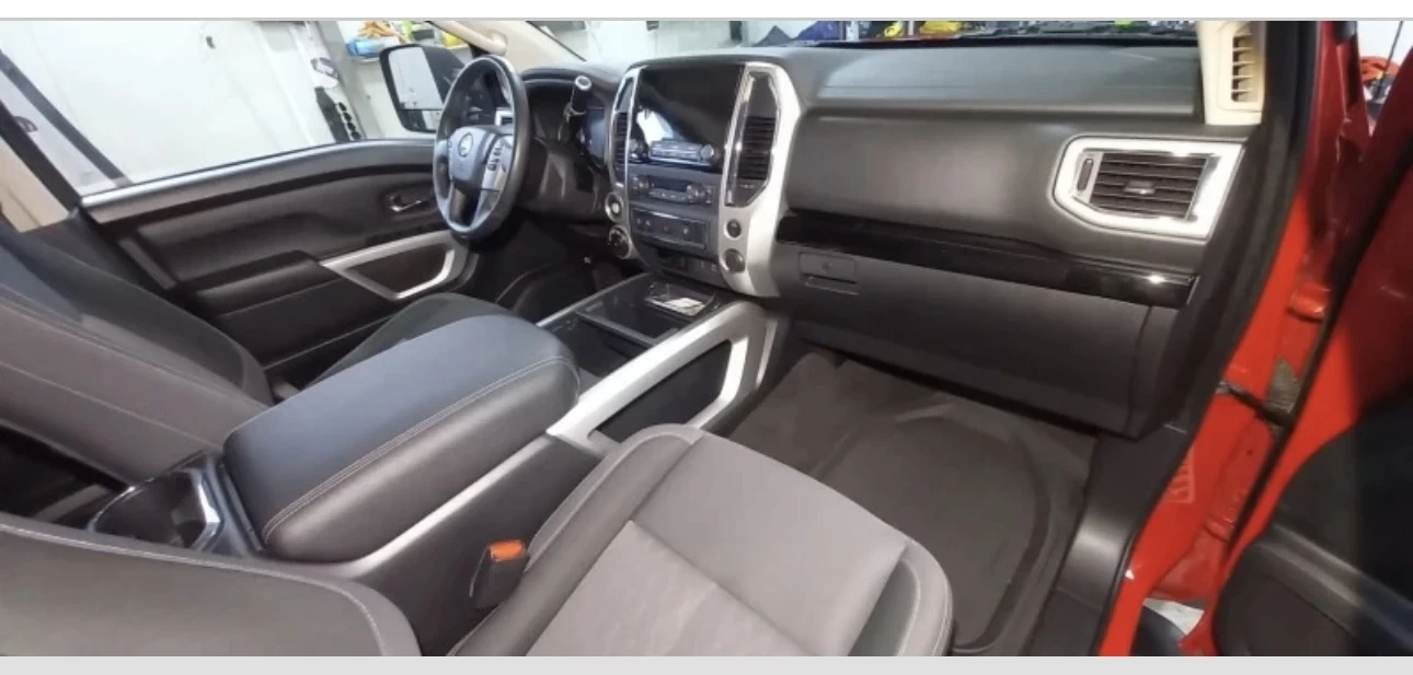 Nissan Titan crew cab 5.6L  V8 SV 4x4 | Mobile.bg — изображение 13