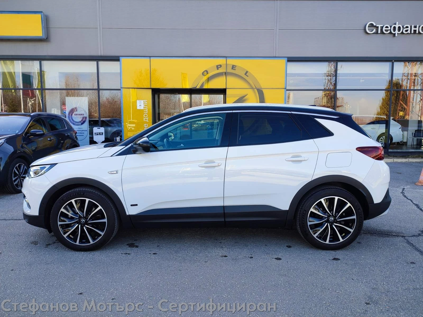 Opel Grandland X Ultimate Plug-in-Hybrid 1.6 (225hp) AT8 - изображение 4