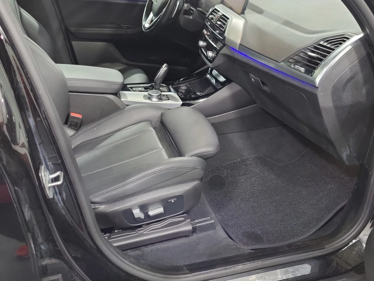 BMW X3 * CARFAX * АВТО КРЕДИТ * ЦЕНА ДО БГ! - изображение 8