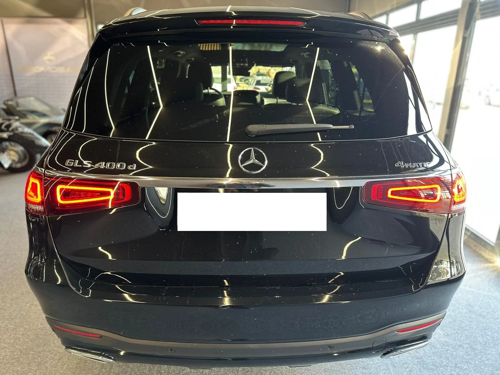 Mercedes-Benz GLS 400 7-местен* Гаранционен* Full екстри* Лизинг - изображение 2