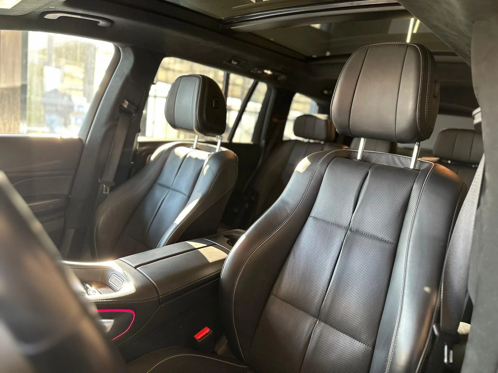 Mercedes-Benz GLS 400 7-местен* Гаранционен* Full екстри* Лизинг - изображение 6