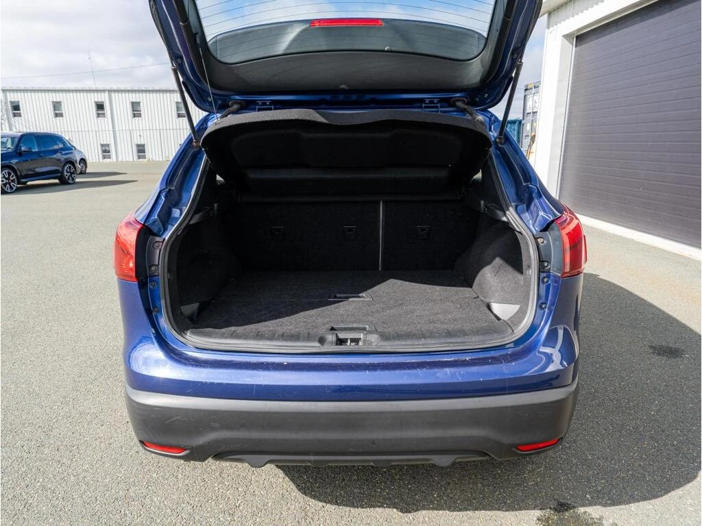 Nissan Rogue * Sv Awd Cvt * CARFAX *    | Mobile.bg   6