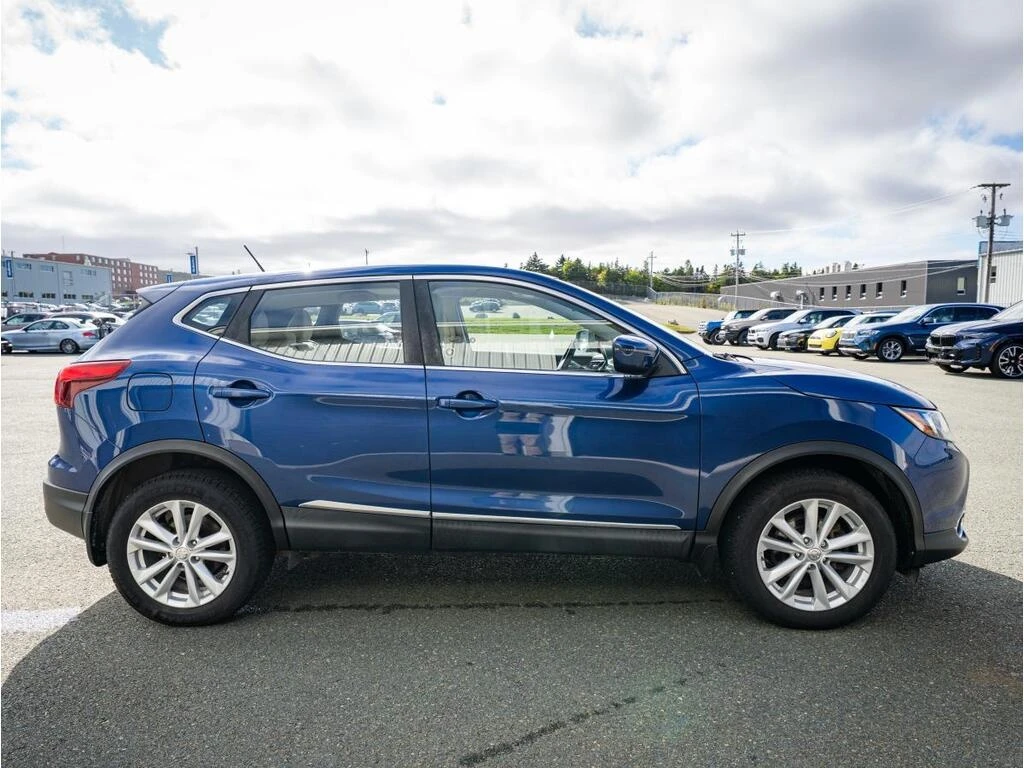 Nissan Rogue * Sv Awd Cvt * CARFAX *    | Mobile.bg   7