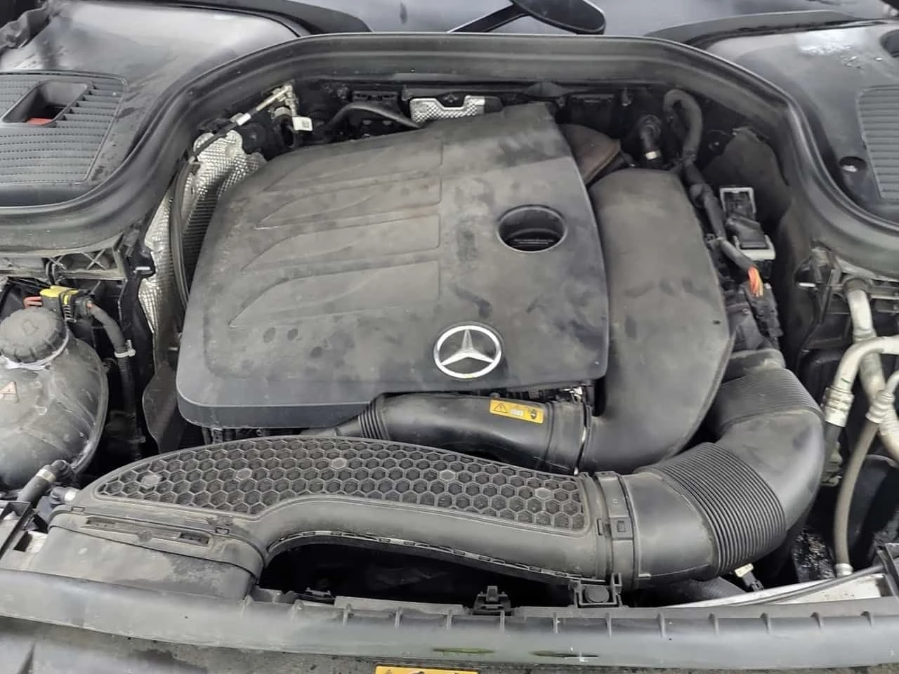 Mercedes-Benz GLC 300 АМБИЕНТ| ПАМЕТ| ПАНОРАМА| CARFAX| , снимка 8 - Автомобили и джипове - 54340501