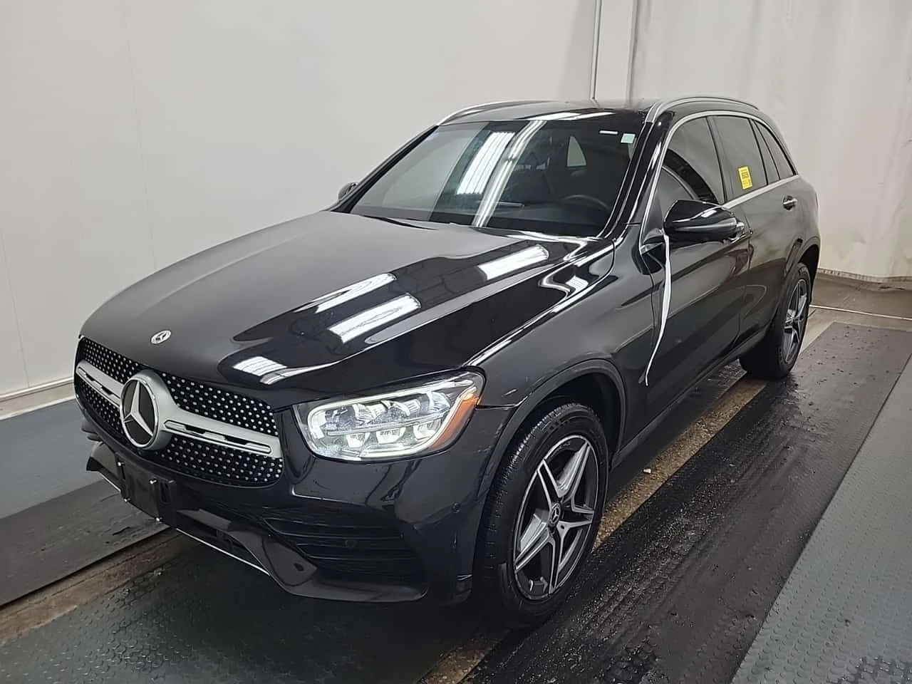 Mercedes-Benz GLC 300 АМБИЕНТ| ПАМЕТ| ПАНОРАМА| CARFAX| 