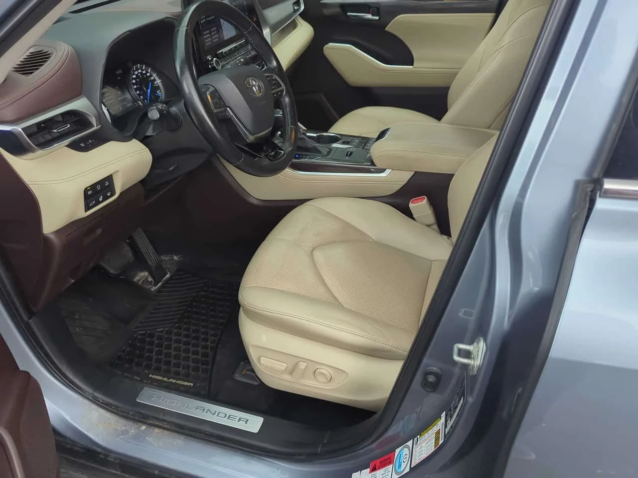 Toyota Highlander * Hybrid Limited AWD* АВТОКРЕДИТ БЕЗ ПЪРВОНАЧАЛНА*, снимка 5 - Автомобили и джипове - 54809580