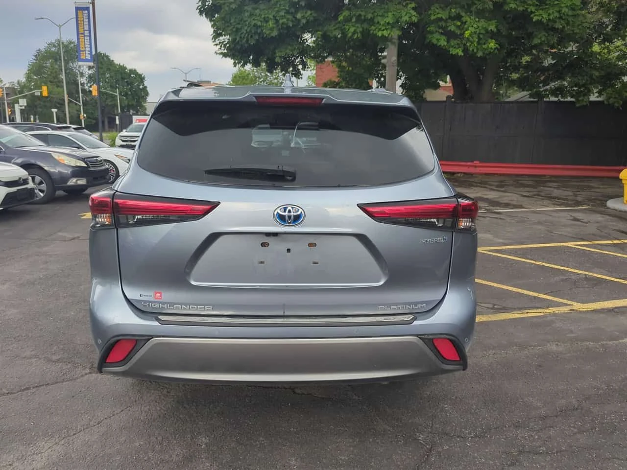 Toyota Highlander * Hybrid Limited AWD* АВТОКРЕДИТ БЕЗ ПЪРВОНАЧАЛНА*, снимка 4 - Автомобили и джипове - 54809580