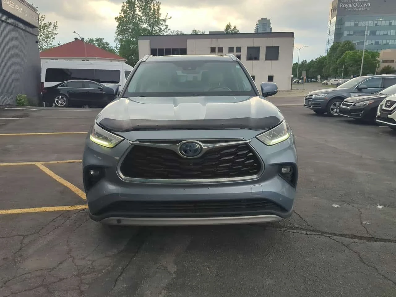 Toyota Highlander * Hybrid Limited AWD* АВТОКРЕДИТ БЕЗ ПЪРВОНАЧАЛНА*, снимка 6 - Автомобили и джипове - 54809580