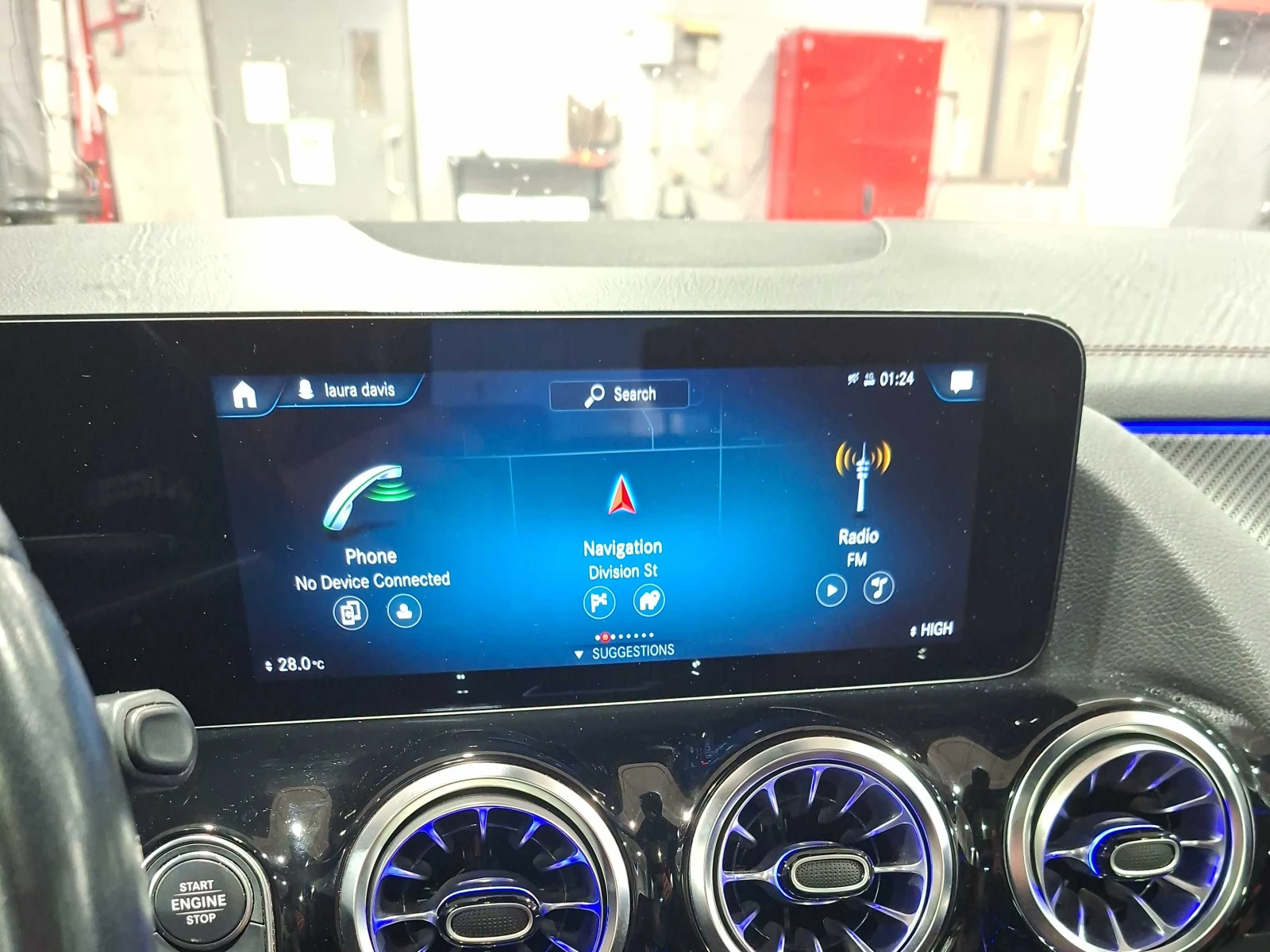 Mercedes-Benz GLA 250 * CARFAX * АВТО КРЕДИТ * , снимка 12 - Автомобили и джипове - 54878887