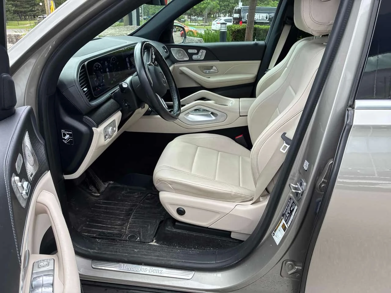 Mercedes-Benz GLE 450 BURMESTER * PANO * KEYLESS *  ПОДГРЕВИ * CARFAX, снимка 5 - Автомобили и джипове - 55068979