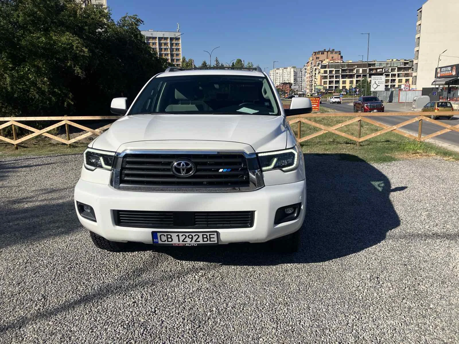 Toyota Sequoia