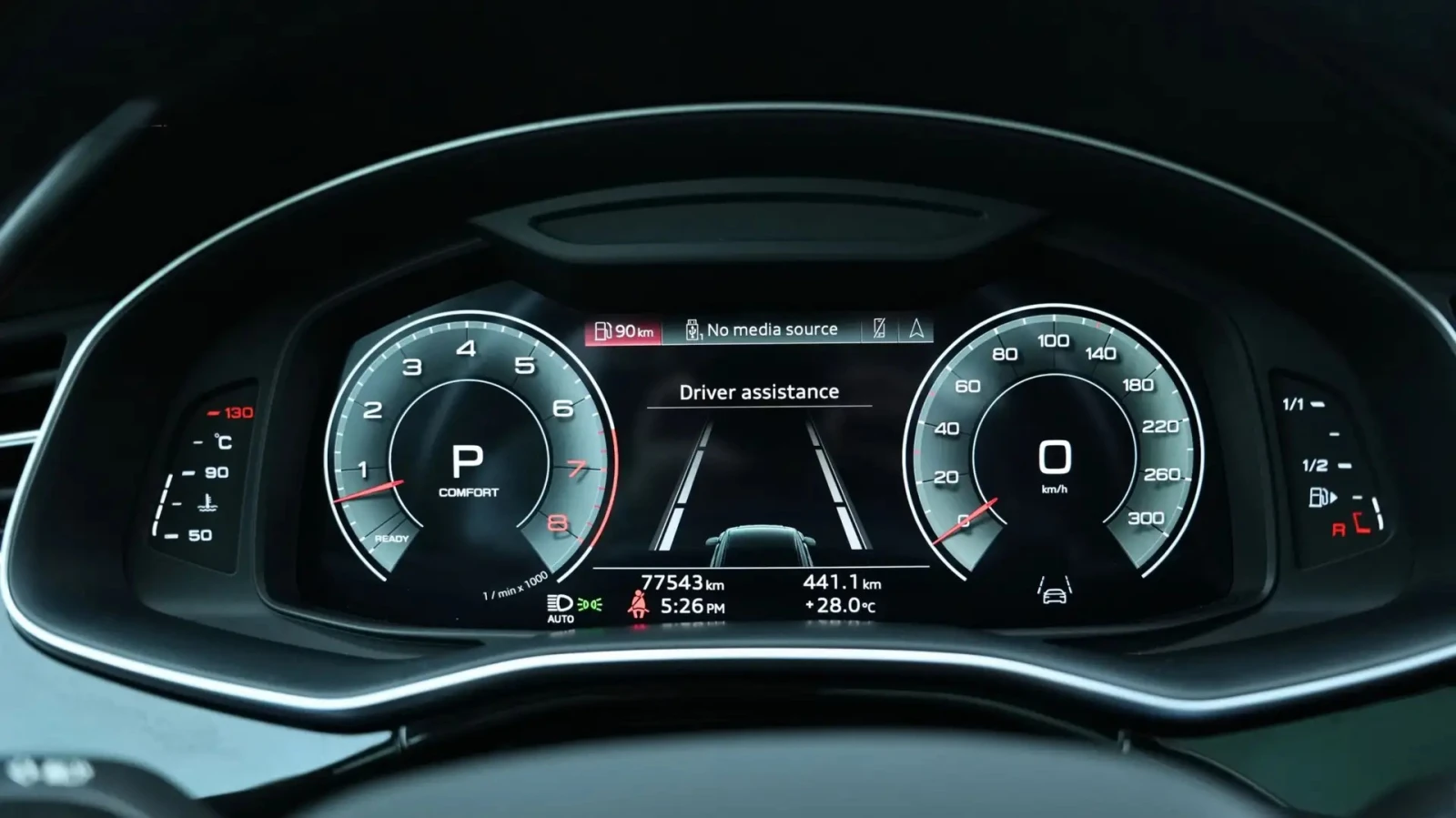 Audi Q8 * Technik * CARFAX * ��������� ���� �� �� *  | Mobile.bg � ����������� 8