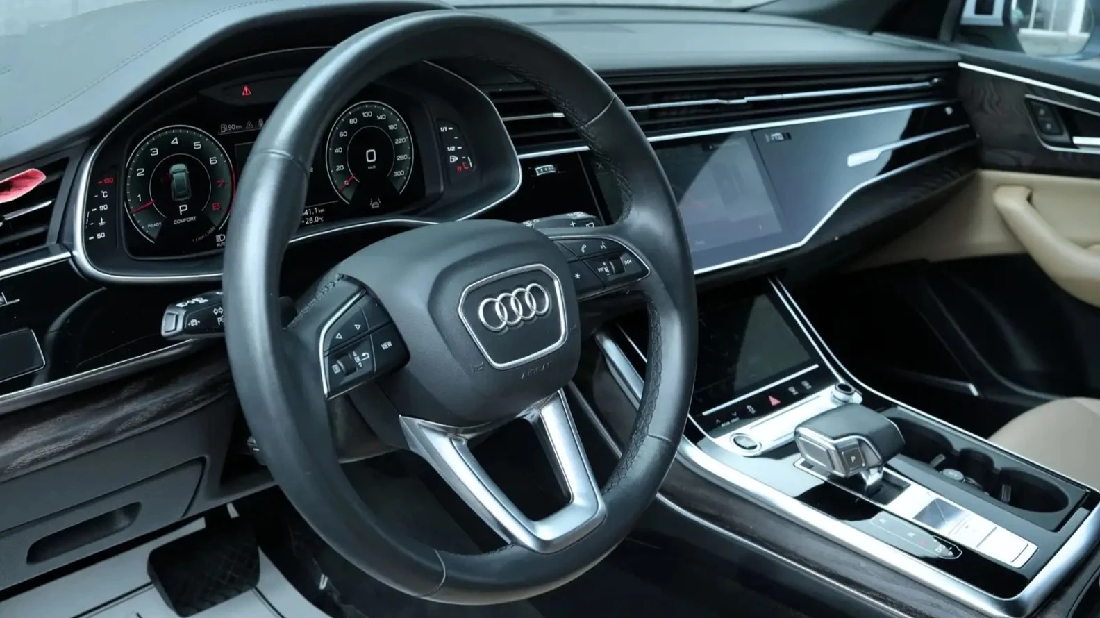 Audi Q8 * Technik * CARFAX * ��������� ���� �� �� *  | Mobile.bg � ����������� 7