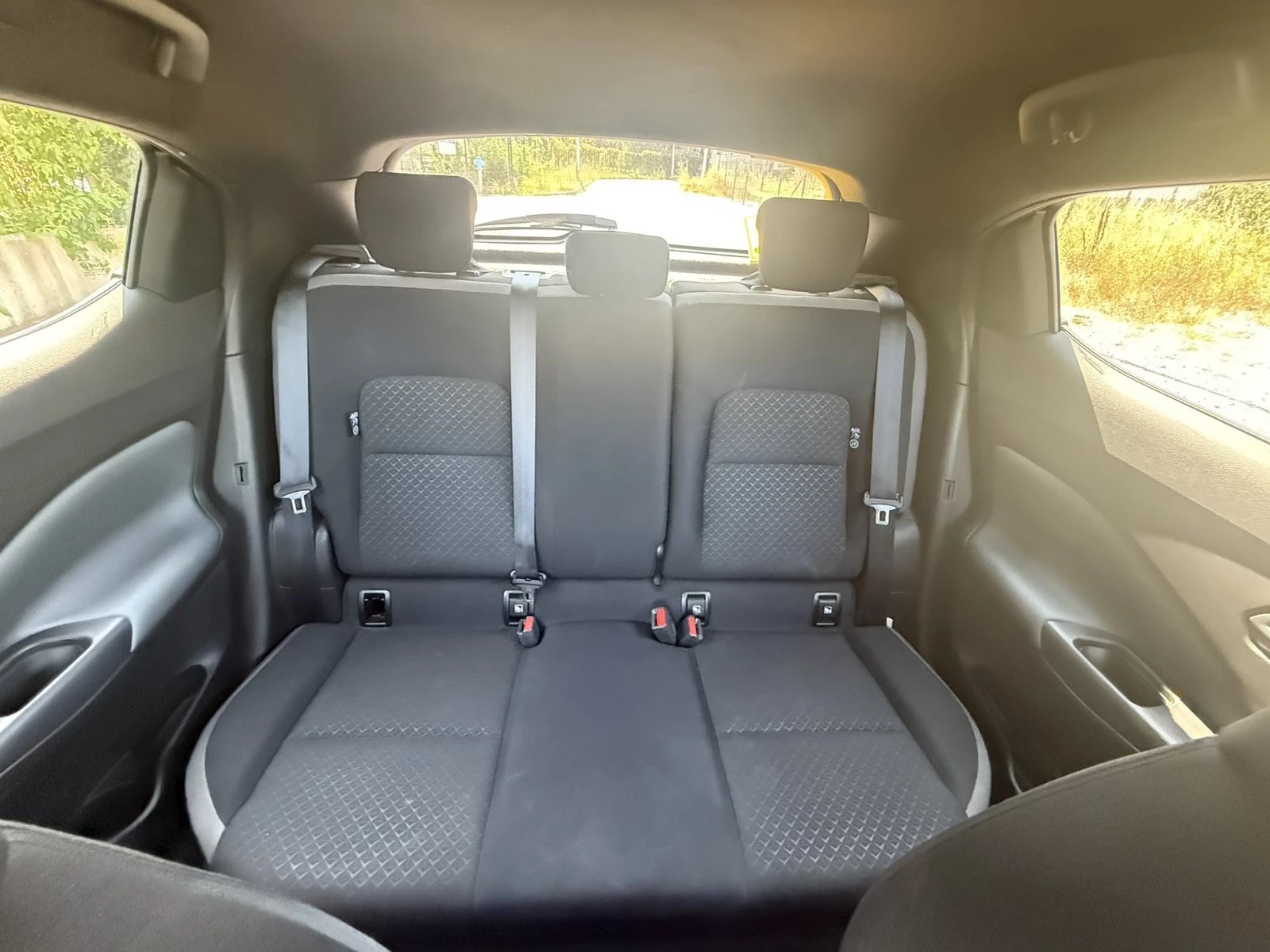 Nissan Juke .0 DIG-T Tekna A/T, снимка 9 - Автомобили и джипове - 56012011