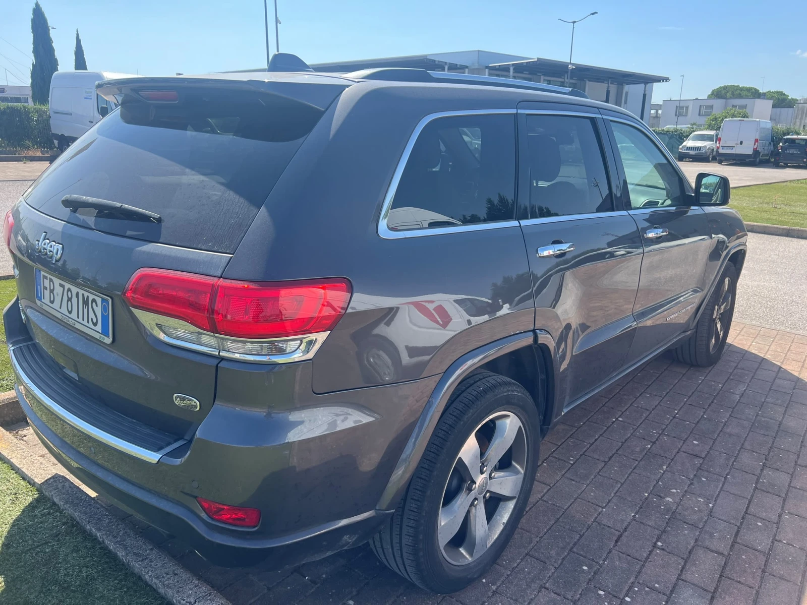 Jeep Grand cherokee 3.0d, снимка 6 - Автомобили и джипове - 56138748