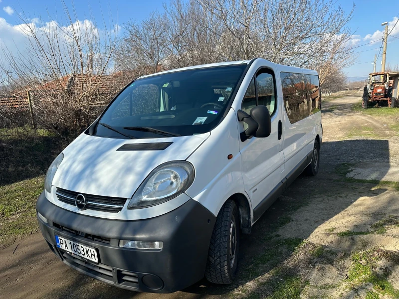 Opel Vivaro, снимка 2 - Бусове и автобуси - 48918150