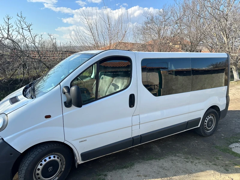 Opel Vivaro, снимка 6 - Бусове и автобуси - 48918150