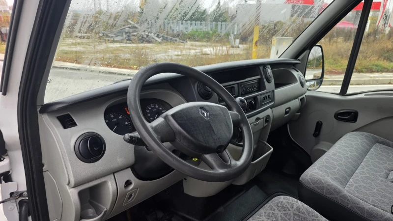 Renault Master cdi 120 Климатик, снимка 12 - Бусове и автобуси - 52211549