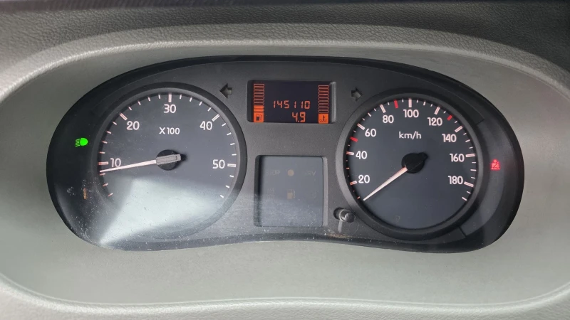 Renault Master cdi 120 Климатик, снимка 10 - Бусове и автобуси - 52211549