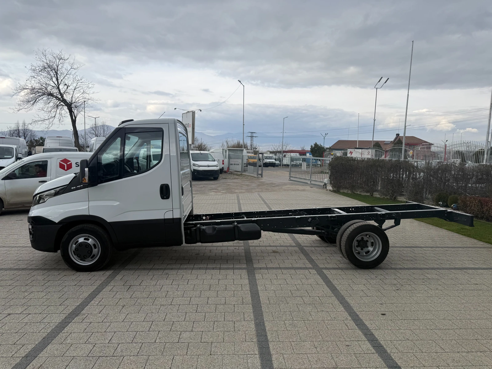 Iveco Daily 35-150 3.0HPI до 3.5т. - На шаси Клима Euro 5b, снимка 5 - Бусове и автобуси - 53899251